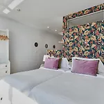 Suite Deluxe Face Mer Apart Malaga